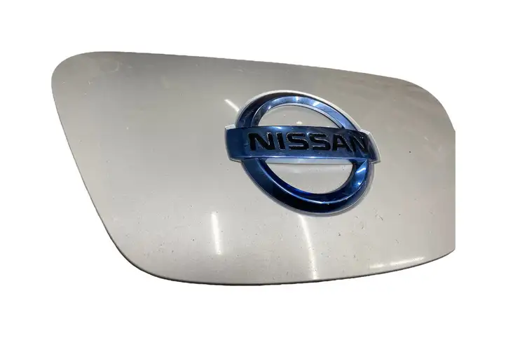 Nissan Leaf I (ZE0) (2010 - 2017) Крышка зарядного разъема — фото 5