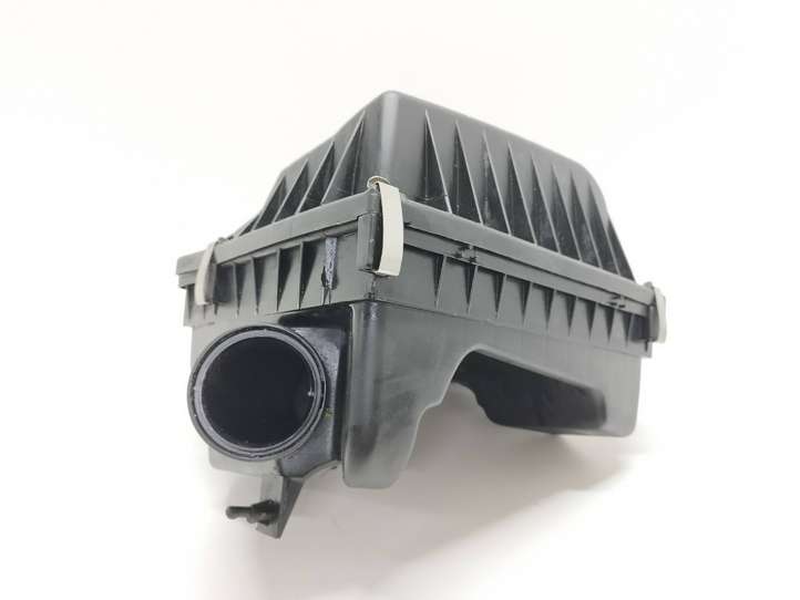 Opel Zafira (1999 - 2003)  90531002 Коробка воздушного фильтра