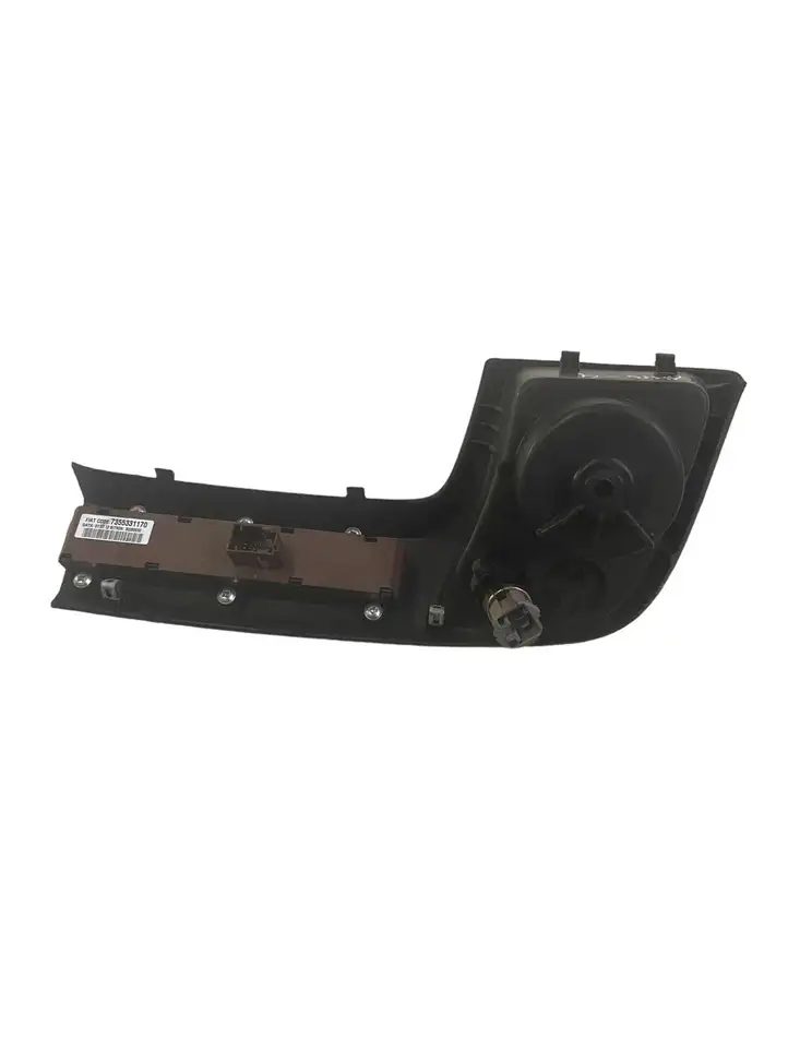 Peugeot Boxer (2007 - 2014) 7355331170 Включатель аварийных фонарей — фото 3