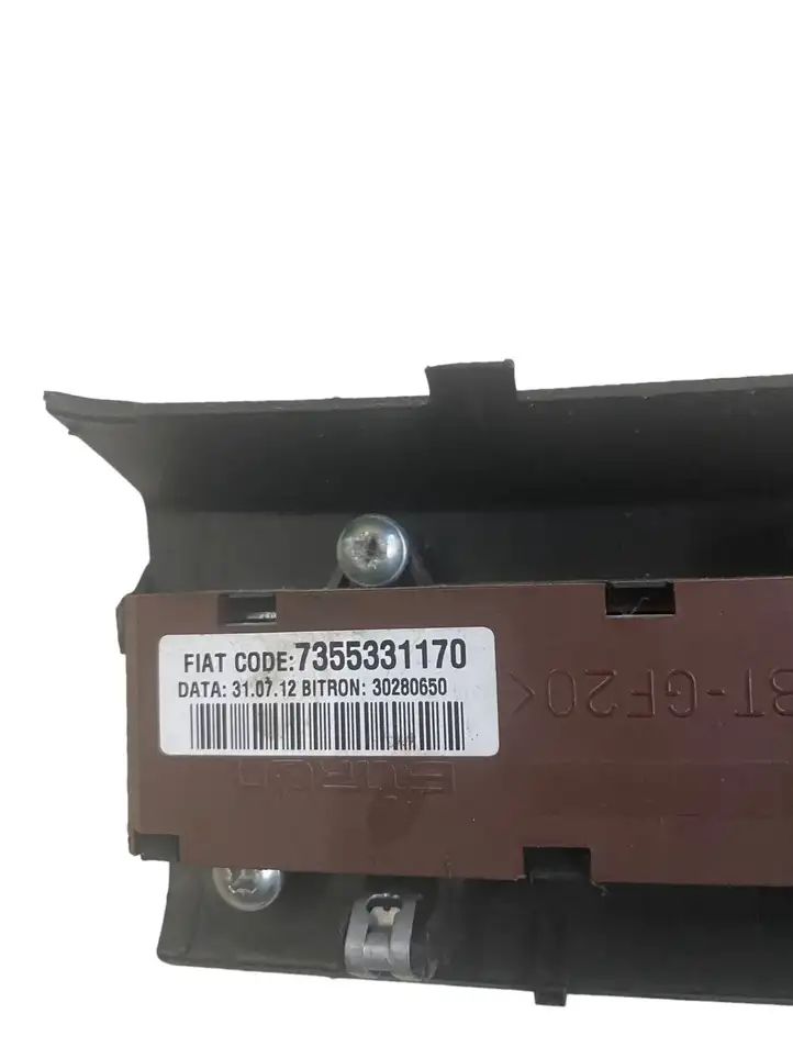 Peugeot Boxer (2007 - 2014) 7355331170 Включатель аварийных фонарей — фото 5