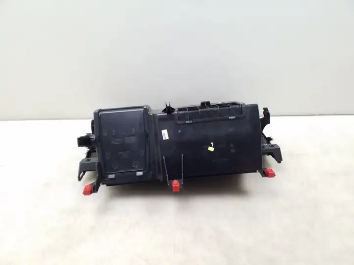 BMW X3 F25 (2010 - 2017) 9210486 Вещевой ящик — фото 4