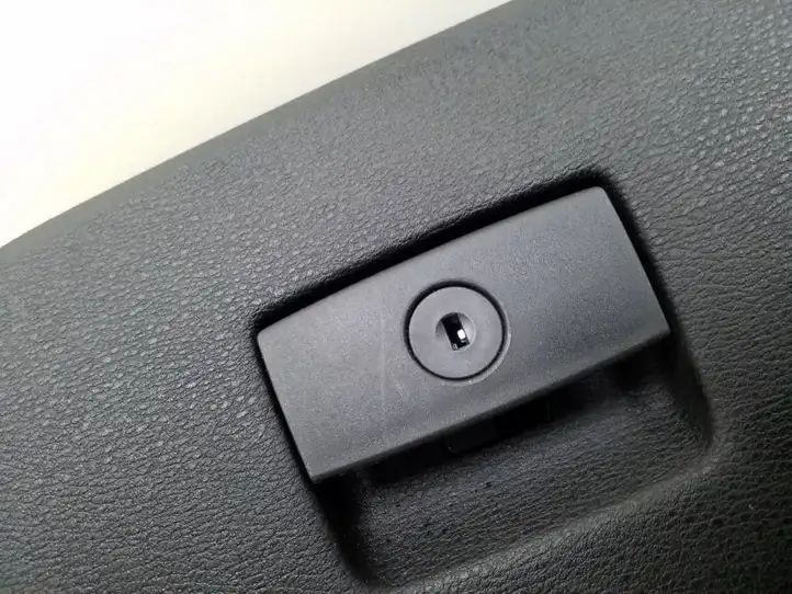 BMW X3 F25 (2010 - 2017) 9210486 Вещевой ящик — фото 5