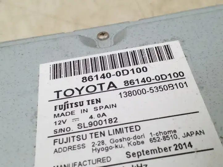Toyota Yaris (2014 - 2019) 861400D100 Магнитола / мультимедийная система — фото 2