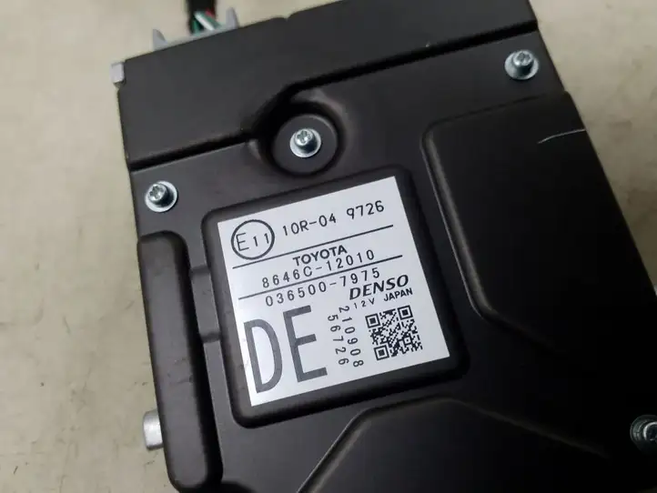 Toyota Corolla E210 E21 (2018 - ) 8646C12010 Камера в лобовом стекле — фото 2