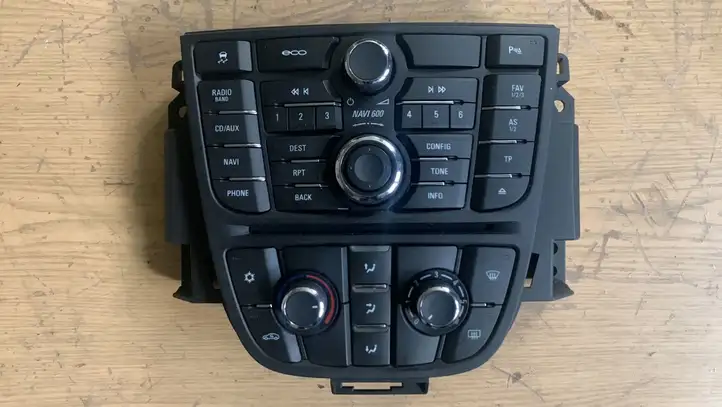 Opel Astra J (2009 - 2012) 13360099 Контроллер мультимедийной системы — фото 1