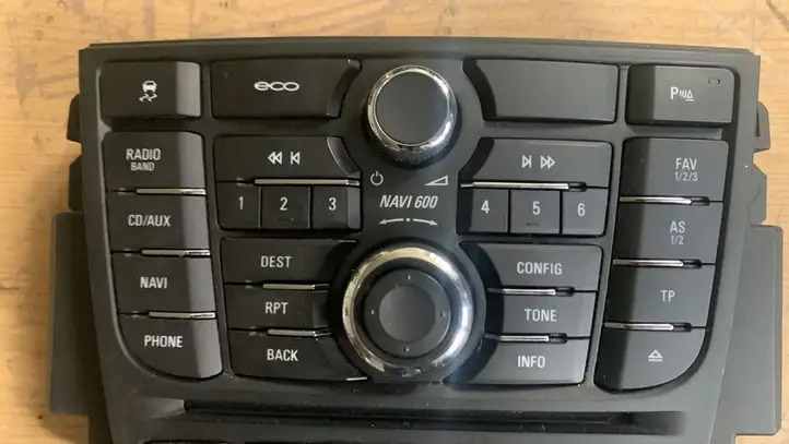 Opel Astra J (2009 - 2012) 13360099 Контроллер мультимедийной системы — фото 4
