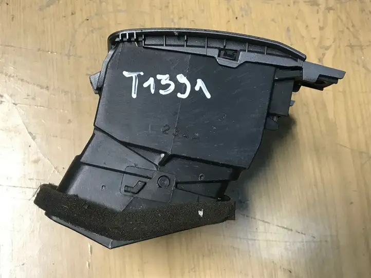 Opel Vectra C (2005 - 2009) 13191912 Боковой воздушный дефлектор — фото 2