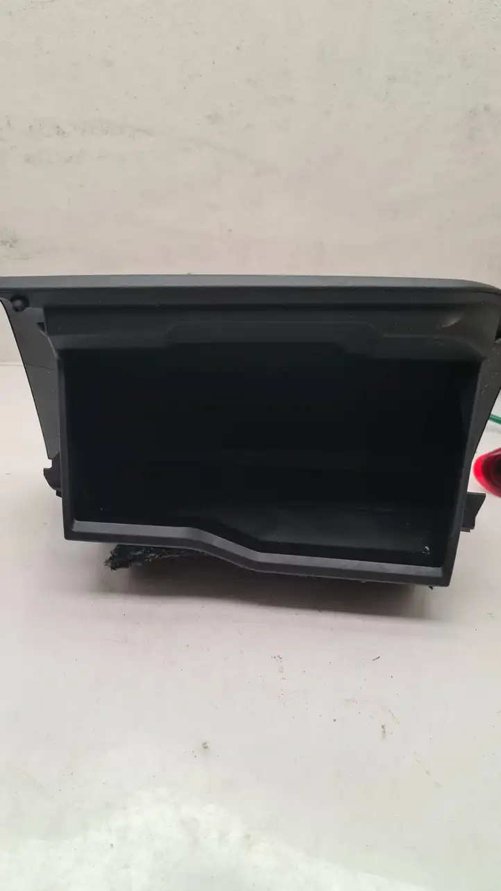 Toyota Auris E180 (2012 - 2018) 5555002290 Вещевой ящик — фото 2