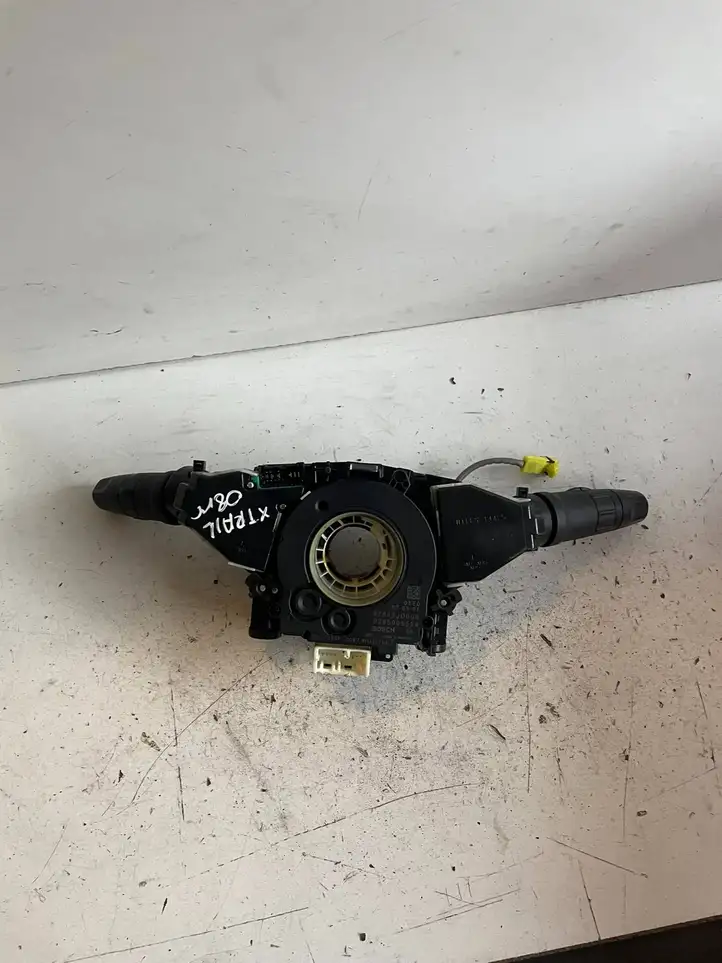 Nissan X-Trail T31 (2007 - 2014) 47945JD000 Контактное кольцо SRS — фото 1