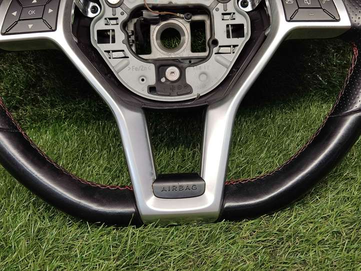Mercedes-Benz C W204 (2007 - 2014)  3068639 Руль