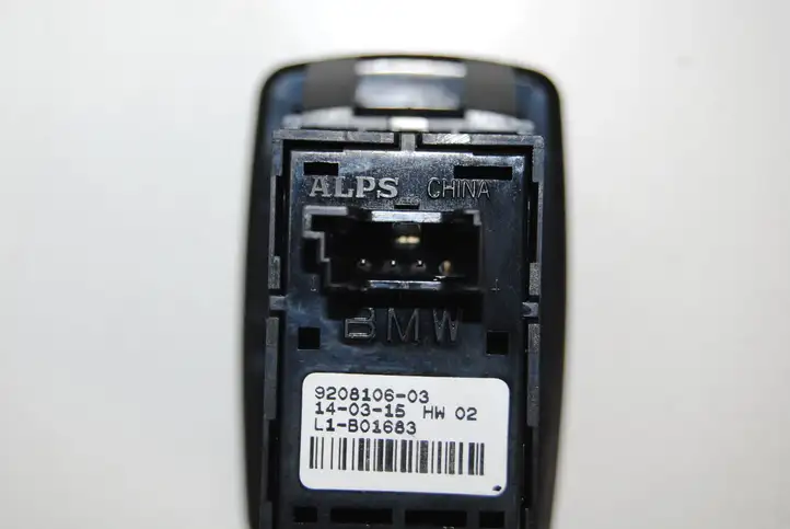 BMW (2013 - 2017) 9208106 Кнопка стеклоподъемников — фото 4