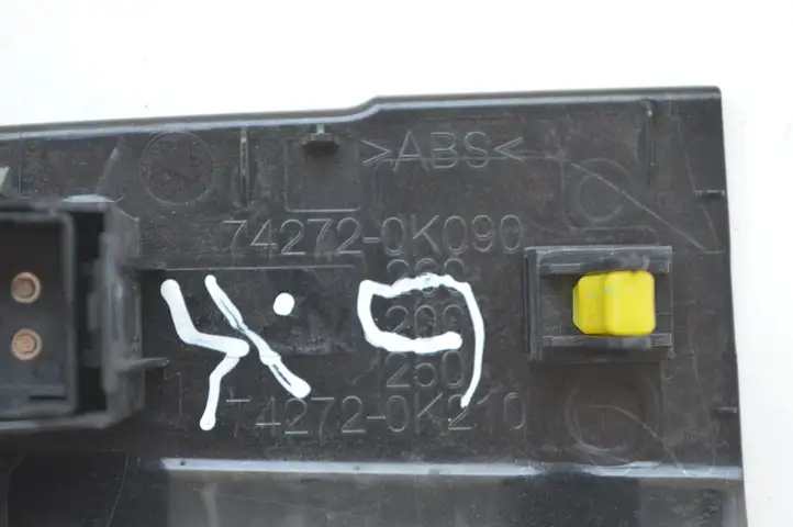 Toyota Hilux (AN10, AN20, AN30) (2011 - 2015) 742720K090 Блок кнопок стеклоподъемников — фото 4