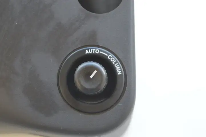 Jaguar XJ X351 (2009 - 2019) AW933530AAW Обшивка рулевой колонки — фото 5