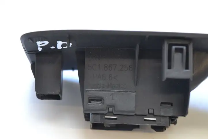 Volkswagen Beetle A5 (2011 - 2018) 5C1867256 Кнопка стеклоподъемников — фото 5