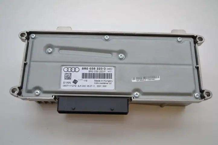 Audi A5 8T 8F (2007 - 2011) 8R0035223G Усилитель звука — фото 2