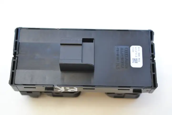 Audi A3/S3 8V (2012 - 2016) 8V0959851 Кнопка стеклоподъемников — фото 2