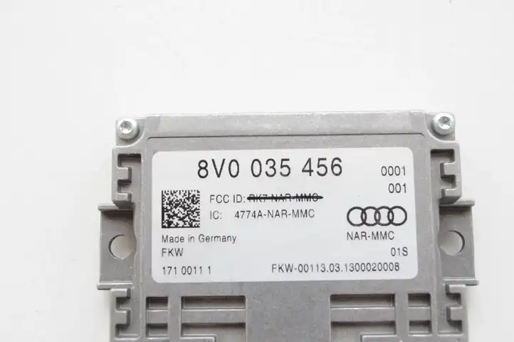 Audi A7 S7 4G (2010 - 2014) 8V0035456 Усилитель антенны — фото 6