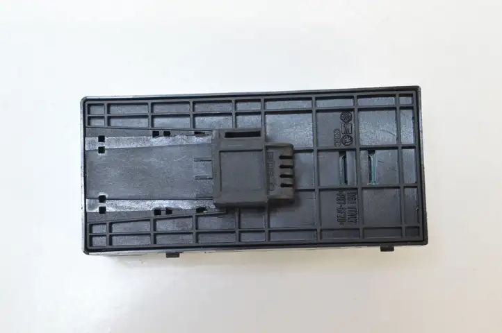 Audi A7 S7 4G (2010 - 2014) 4G0959851 Кнопка стеклоподъемников — фото 2