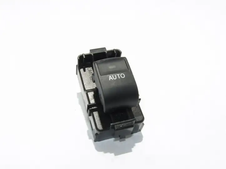 Toyota Auris 150 (2006 - 2012) Кнопка стеклоподъемников — фото 2