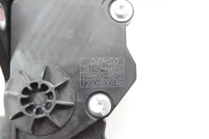 Toyota Prius (XW30) (2009 - 2015) 7811012050 Педаль акселератора — фото 7