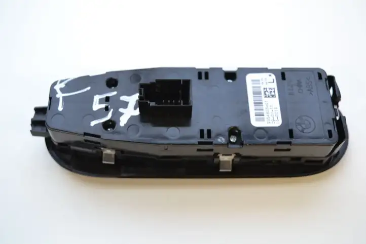 Mini One Cooper R57 (2007 - 2015) 9354855 Кнопка стеклоподъемников — фото 5