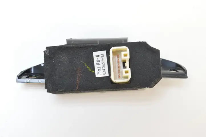 Subaru Outback (2007 - 2009) 94263AG040 Блок кнопок стеклоподъемников — фото 3