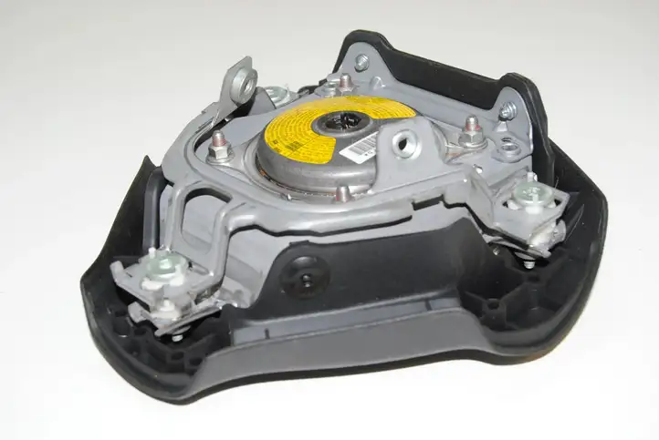 Subaru Outback (2007 - 2009) Подушка безопасности руля — фото 3
