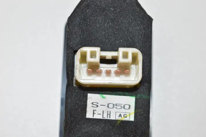 Subaru Outback (2007 - 2009) 94266AG030 Кнопка стеклоподъемников — фото 6