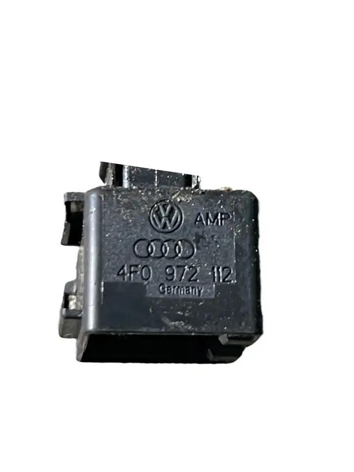 Audi A4 S4 B9 (2015 - 2019) 4F0972112 Прочая электропроводка — фото 3