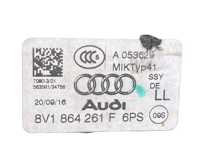 Audi A3/S3 8V (2016 - 2020) 8V1864261F Другая деталь консоли (туннеля) — фото 8