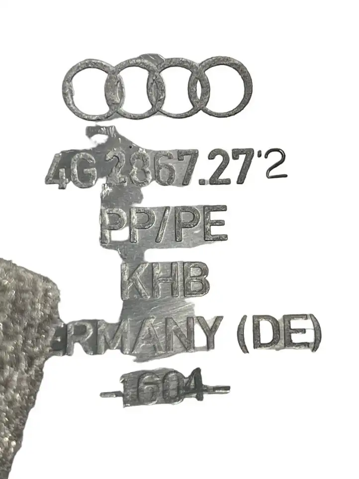 Audi A6 C7 (2011 - 2014) 4G2867272 Внутренняя отделка переднего порога — фото 1