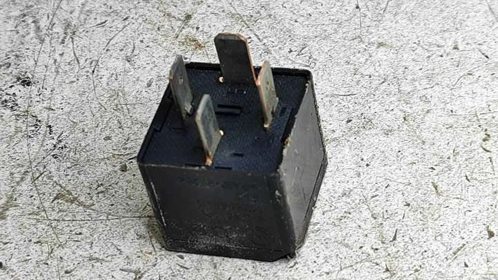 Audi A6 (2008 - 2011)  8K0951253 Другое реле