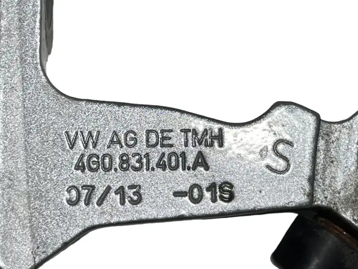 Audi A6 C7 (2011 - 2014) 4G0831401A Нижняя петля задней двери — фото 5
