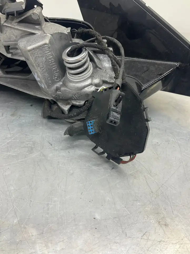 BMW 5 G30 G31 (2016 - ) F0181106 Боковое зеркало с электроприводом — фото 2