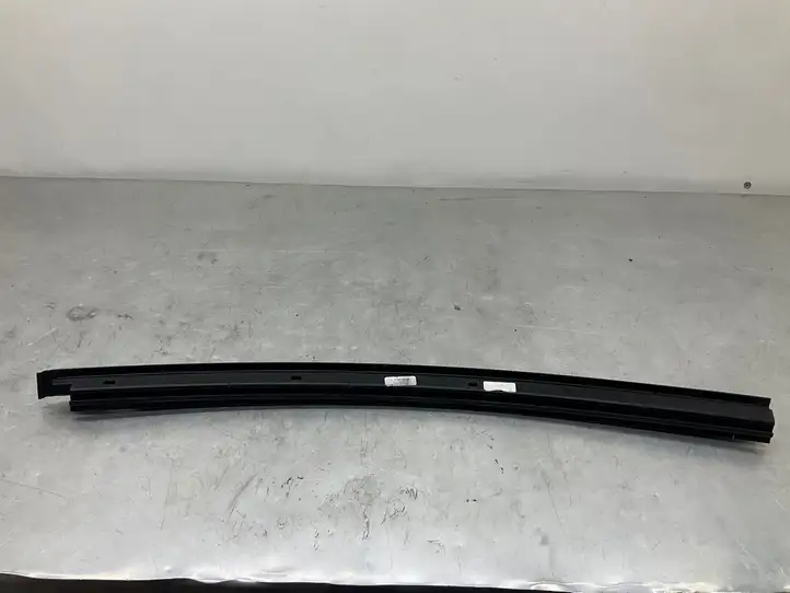 BMW 5 G30 G31 (2016 - ) 73295201 Молдинги задней двери — фото 1