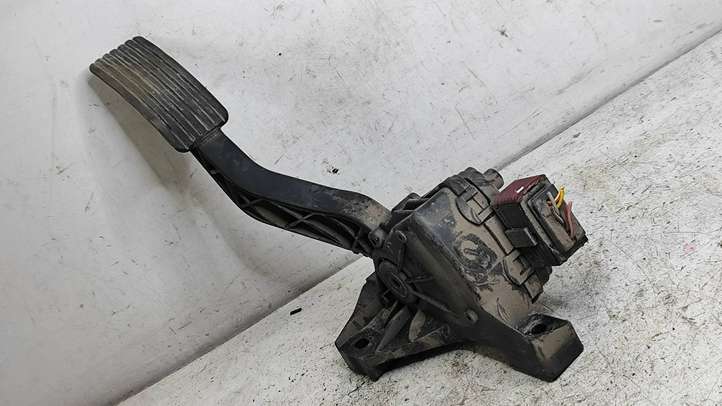 Mitsubishi Colt (2008 - 2012)  A4543000304 Педаль акселератора