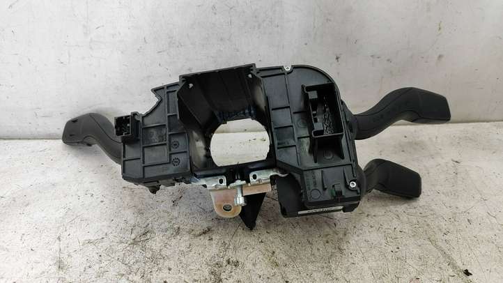 Audi A6 (2008 - 2011)  4F0953549D Ручка поворотов/ фонарей