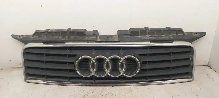 Audi A3/S3 8P (2003 - 2005) 8P3853651 Передняя решетка — фото 1