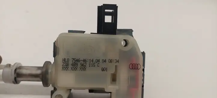 Audi A3/S3 8P (2003 - 2005) 4B9962115C Актуатор замка задней двери — фото 4