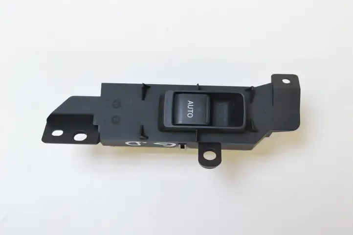 Lexus GS 300 350 430 450h (2004 - 2007) 8403030110 Блок кнопок стеклоподъемников — фото 1