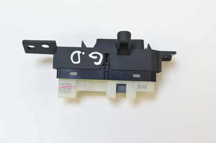 Lexus GS 300 350 430 450h (2004 - 2007) 8403030110 Блок кнопок стеклоподъемников — фото 4