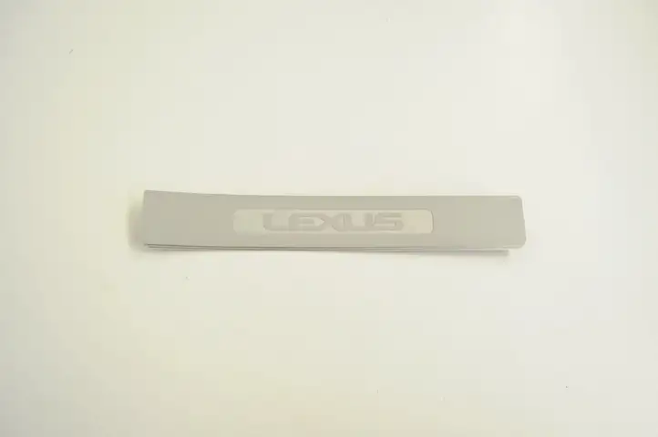 Lexus GS 300 350 430 450h (2004 - 2007) Внутренняя обшивка порога (комплект) — фото 9
