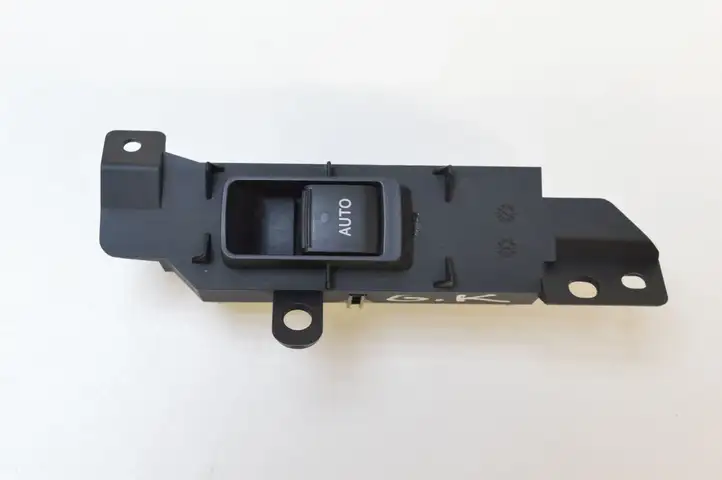 Lexus GS 300 350 430 450h (2004 - 2007) 8403030110 Блок кнопок стеклоподъемников — фото 1
