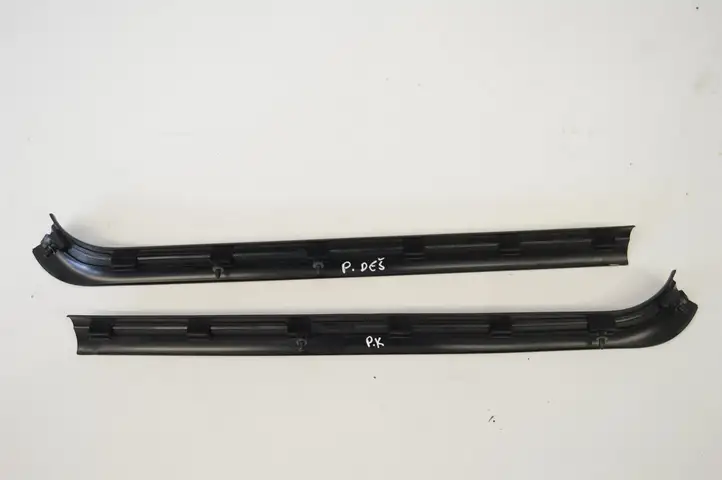 BMW 3 E92 E93 (2005 - 2014) 7146763 Внутренняя обшивка порога (комплект) — фото 2