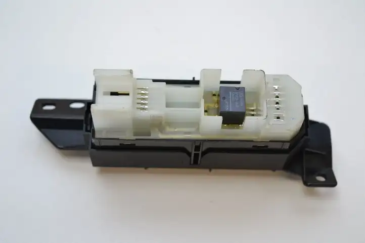 Lexus GS 300 350 430 450h (2004 - 2007) 8403030110 Блок кнопок стеклоподъемников — фото 3