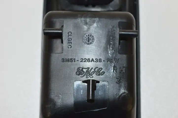Ford Focus C-MAX (2003 - 2010) 3M5T14529AA Кнопка стеклоподъемников — фото 5