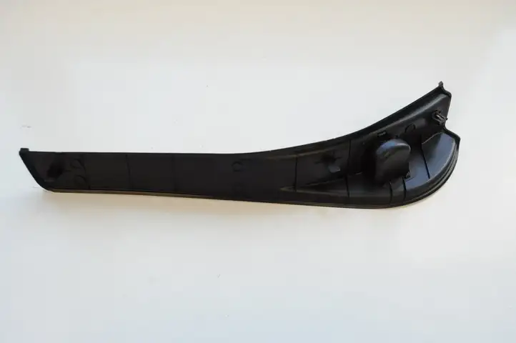 Subaru (2006 - 2007) 94060FG050 Внутренняя обшивка порога (комплект) — фото 10