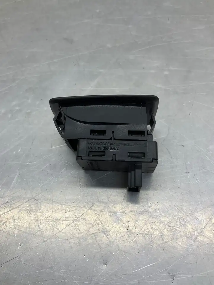 BMW 3 E92 E93 (2005 - 2014) 6945874 Кнопка стеклоподъемников — фото 4