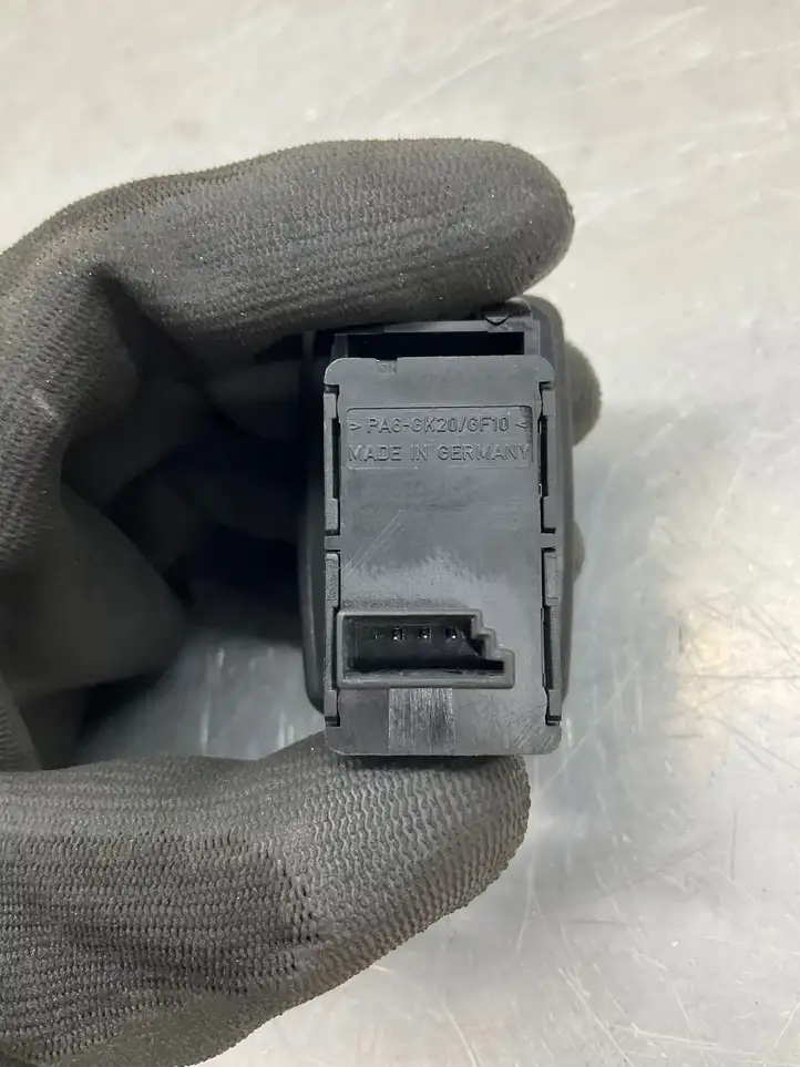 BMW 3 E92 E93 (2005 - 2014) 6945874 Кнопка стеклоподъемников — фото 5