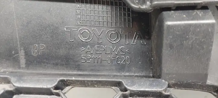 Toyota Corolla Verso AR10 (2004 - 2009) 531110F020 Передняя решетка — фото 5